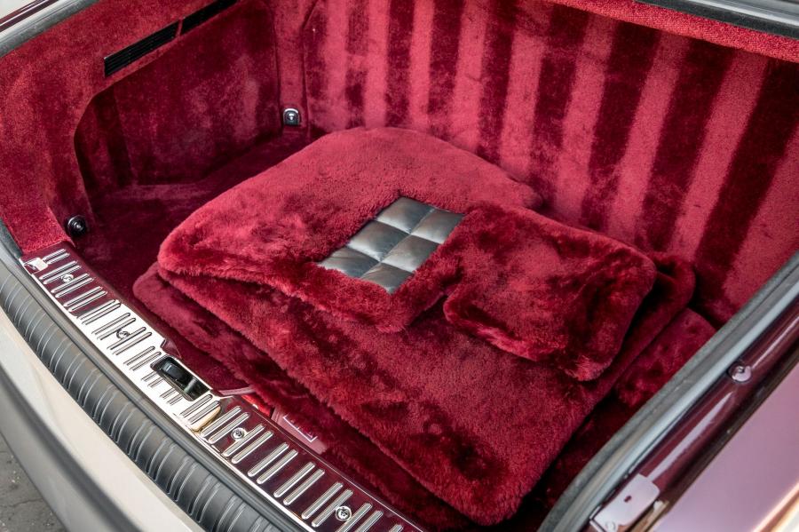 Багажник Rolls-Royce Phantom EWB 2007 года  (NA) (фото 100 из 105)